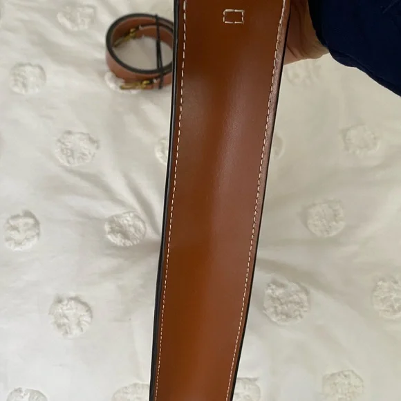 STAUD Tan Leather purse with Square Handle and crossbody strap - Picture 4 of 8